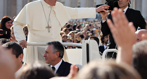 L'eredit� di Jorge Mario Bergoglio: il mondo unito nel ricordo del Pontefice